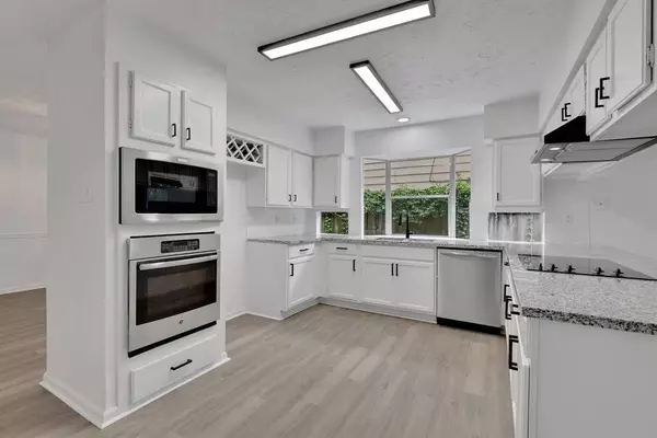 5426 Garden Village DR, Houston, TX 77339