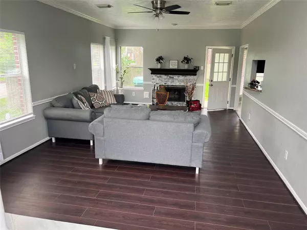 1410 Quiet Green CT, Houston, TX 77062