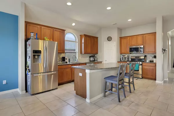 19503 Country Breeze CT, Spring, TX 77388