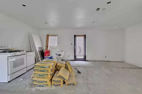 3842 Blodgett ST, Houston, TX 77004