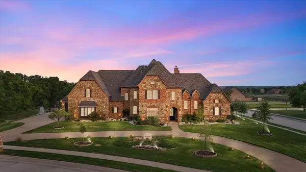 103 Oak Grove Lane, Boyd, TX 76023