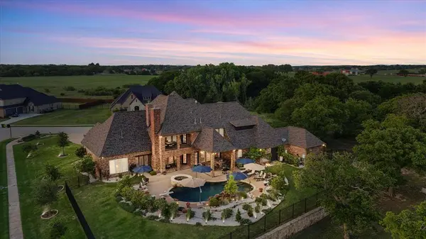 103 Oak Grove Lane, Boyd, TX 76023