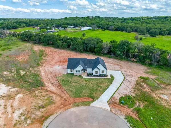 332 Jonny Boy Way, Springtown, TX 76082