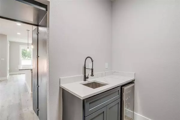 332 Jonny Boy Way, Springtown, TX 76082