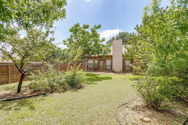 6620 Shadydell Drive, Fort Worth, TX 76135