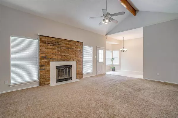 6620 Shadydell Drive, Fort Worth, TX 76135