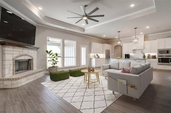 1901 Johnnie Drive, Springtown, TX 76082