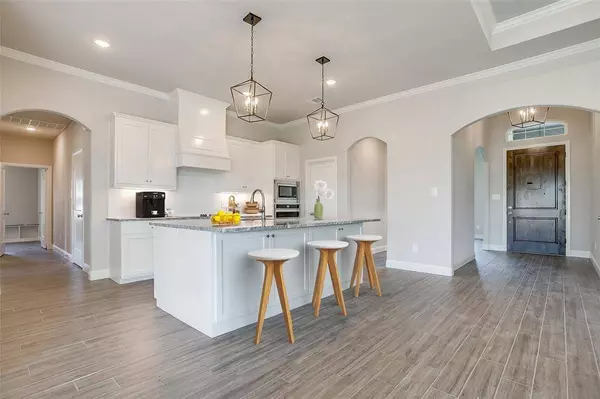 1901 Johnnie Drive, Springtown, TX 76082