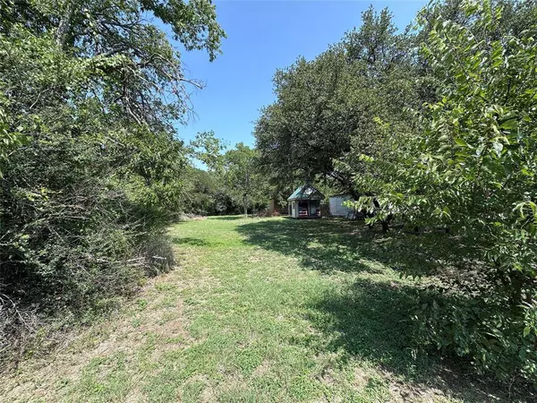 7008 Alice Road, Lake Worth, TX 76135