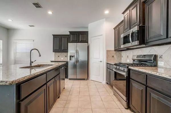 5025 Hayseed Drive, Fort Worth, TX 76179