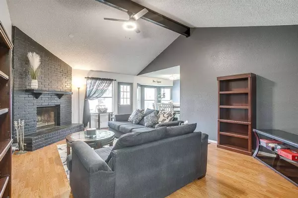 516 Clover Drive, Saginaw, TX 76179