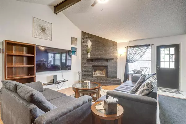 516 Clover Drive, Saginaw, TX 76179