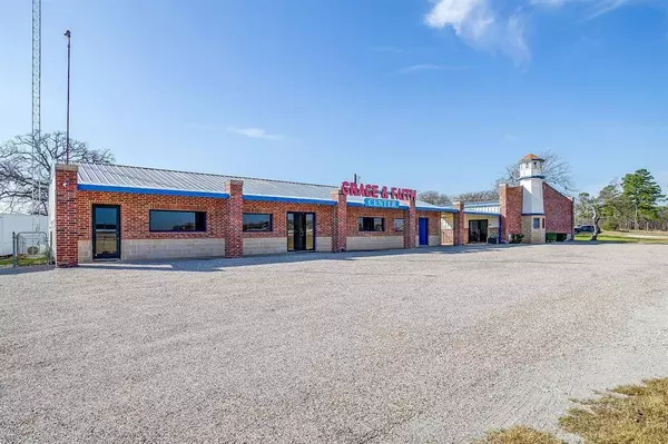 11701 Jacksboro Highway, Fort Worth, TX 76135