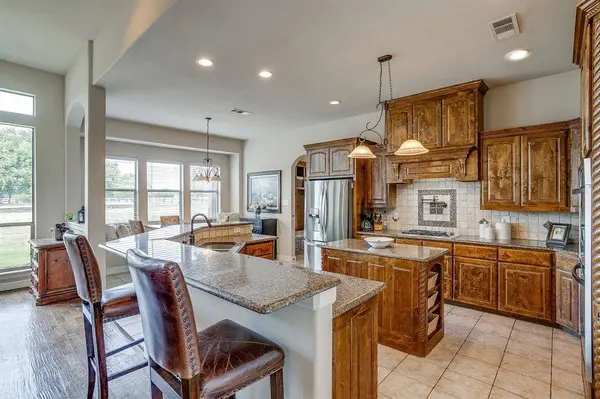 13041 Stacey Valley Drive, Azle, TX 76020