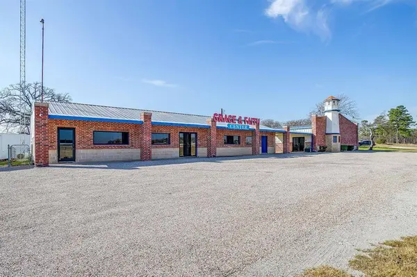 11701 Jacksboro Highway, Fort Worth, TX 76135
