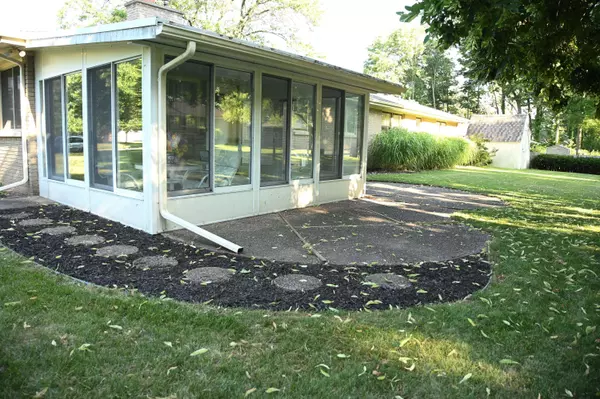 7622 Woodcrest Street, Portage, MI 49024