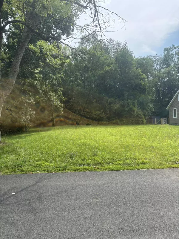 2842 Virginia Avenue, Kalamazoo, MI 49004