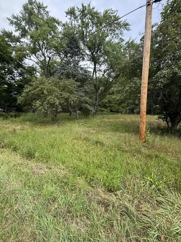 410 G W Avenue, Kalamazoo, MI 49004