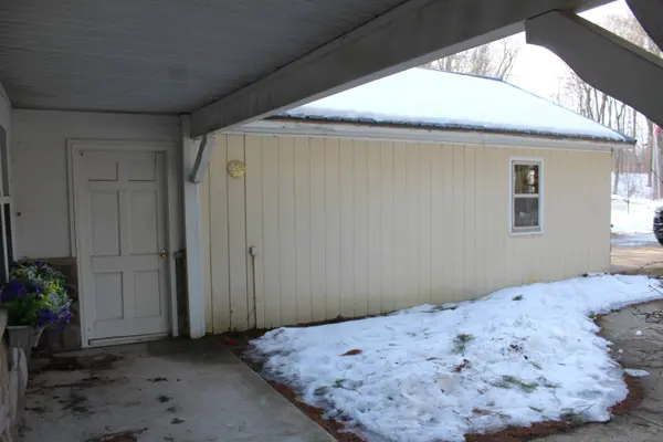 1132 N Meadowbrook Road, White Cloud, MI 49349
