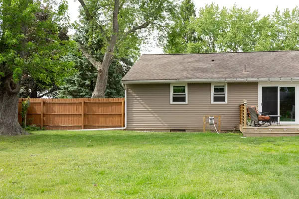 216 Larkspur Avenue, Portage, MI 49002
