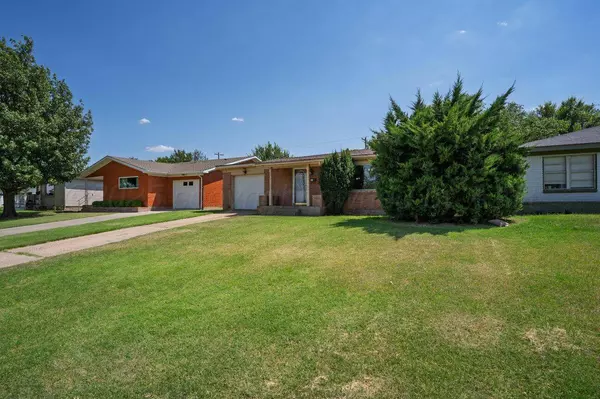 108 Gardner ST, Borger, TX 79007