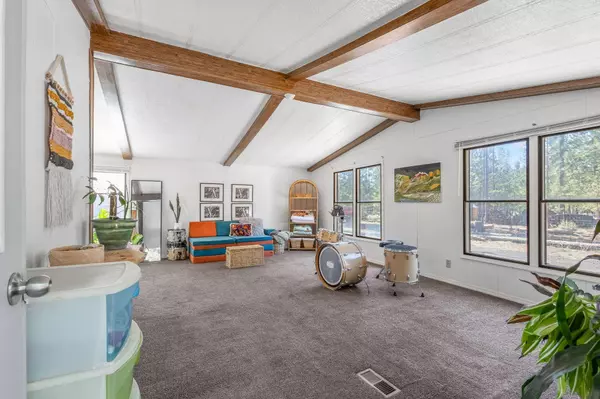 52900 Sunrise BLVD, La Pine, OR 97739