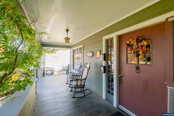 363 2nd St, Lebanon, OR 97355