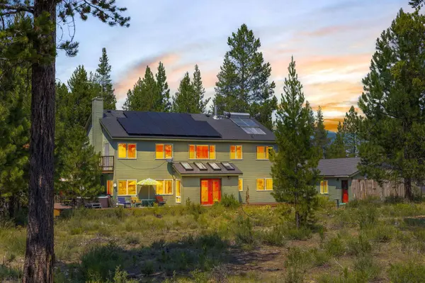 54811 Lonesome Pine RD, Bend, OR 97707