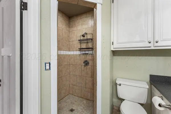 504 N Madden ST, Shamrock, TX 79079