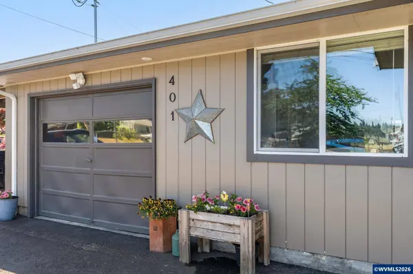 401 Wagon Wheel Dr, Lebanon, OR 97355