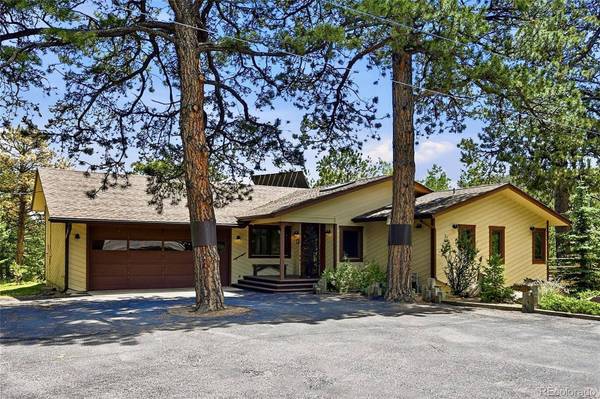 90 Rose Hip LN, Evergreen, CO 80439
