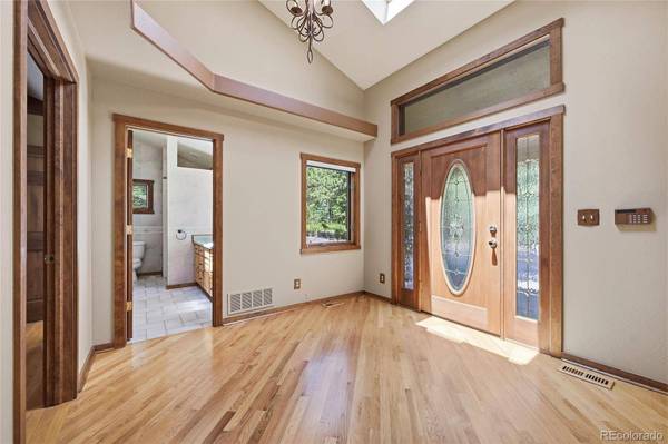 90 Rose Hip LN, Evergreen, CO 80439