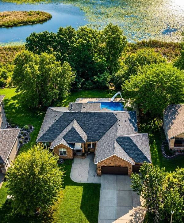 8150 9th Street PL N, Saint Paul, MN 55128