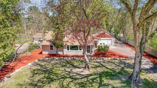 4596 Otter Lake RD, White Bear Lake, MN 55110