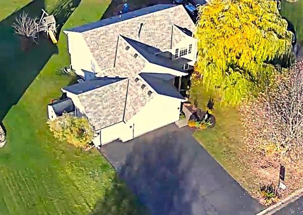 1113 N Cheyenne ST, Roberts, WI 54023