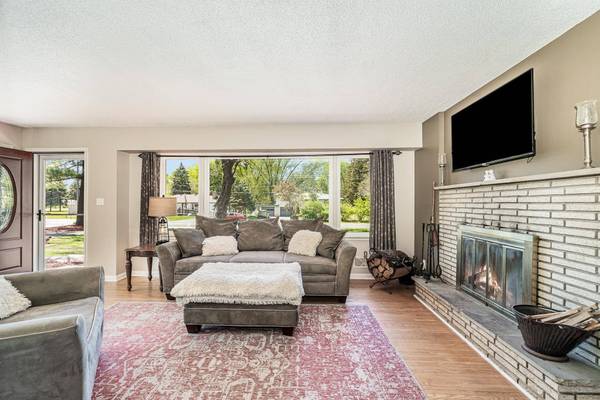 4596 Otter Lake RD, White Bear Lake, MN 55110