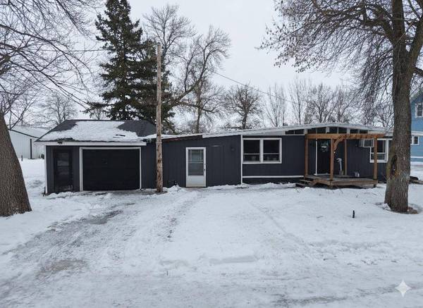 332 3rd ST, Campbell, MN 56522