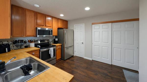 4920 149th ST N #3, Hugo, MN 55038
