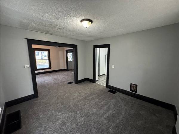 38 Rand ST, Rochester, NY 14615