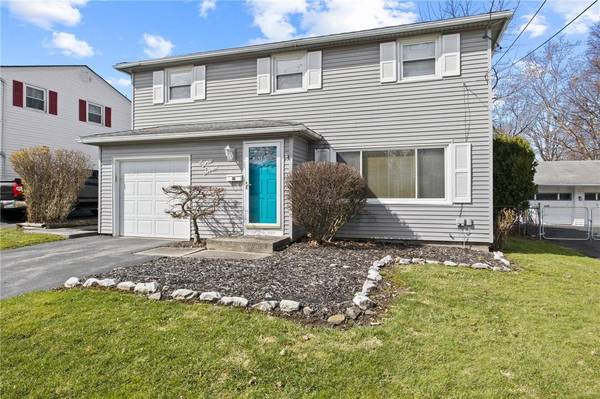 87 Armstrong Rd RD, Rochester, NY 14616