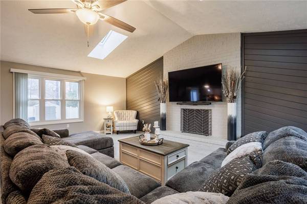 236 Long Park DR, Rochester, NY 14612