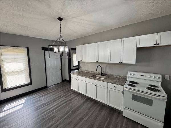 120 3rd ST, Rochester, NY 14605