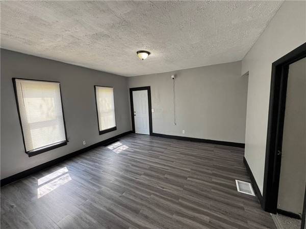 120 3rd ST, Rochester, NY 14605