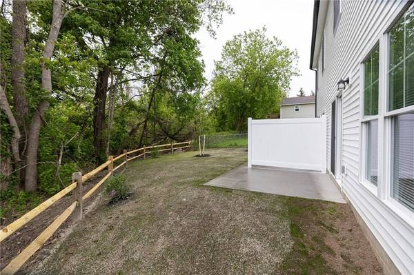 32 Durant PL, Fairport, NY 14450