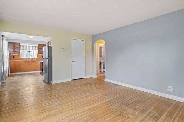 1630 Lehigh Station RD, Henrietta, NY 14467