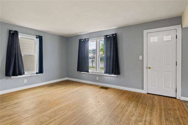 1630 Lehigh Station RD, Henrietta, NY 14467