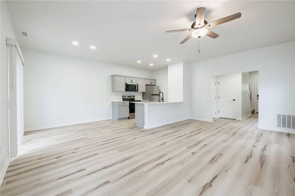 32 Durant PL, Fairport, NY 14450