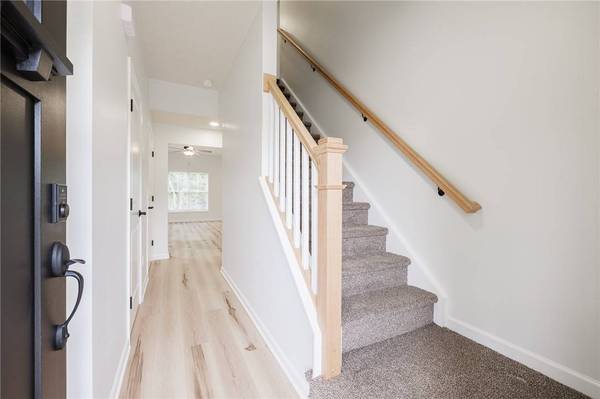 32 Durant PL, Fairport, NY 14450