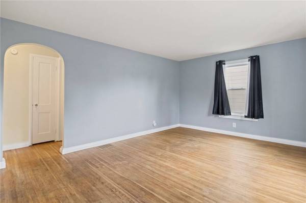 1630 Lehigh Station RD, Henrietta, NY 14467