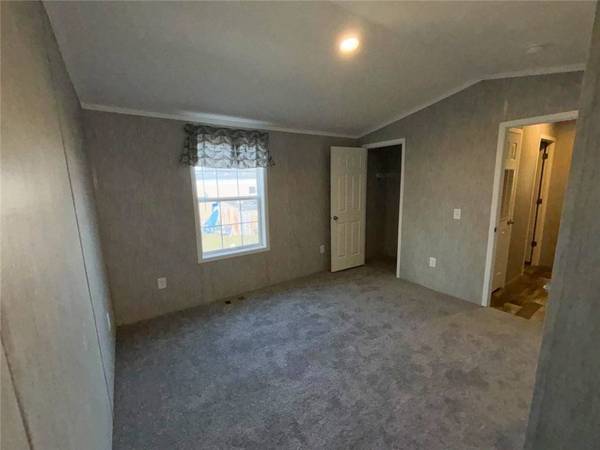 31 Ewald DR, Rochester, NY 14625